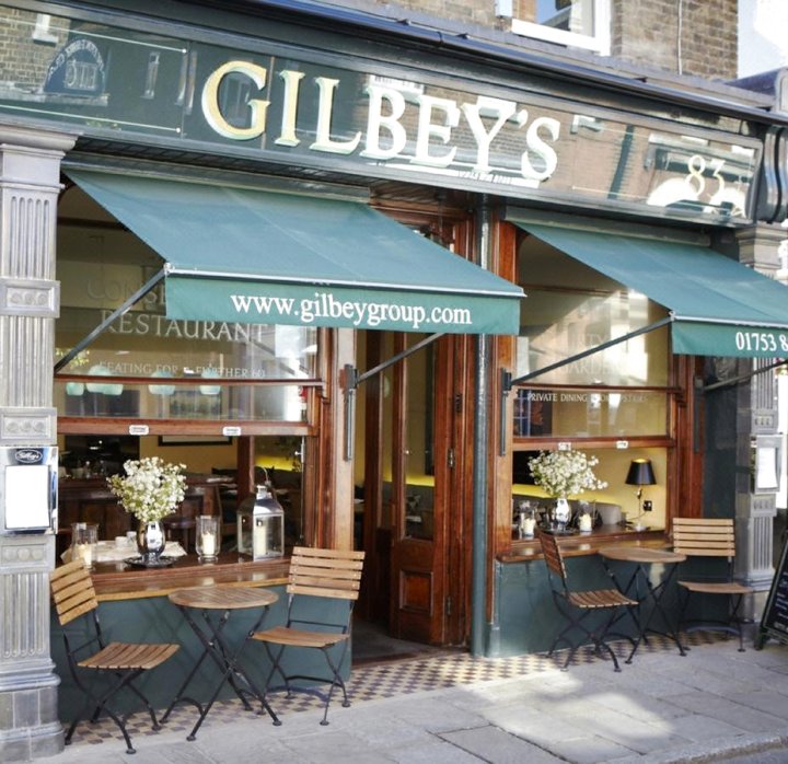 吉尔比酒吧餐厅酒店(Gilbey's Bar & Restaurant)