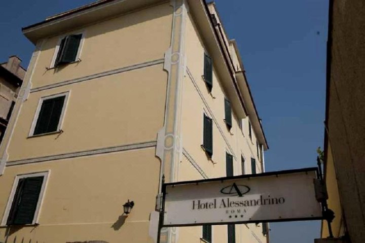 亚历山德罗酒店(Hotel Alessandrino)