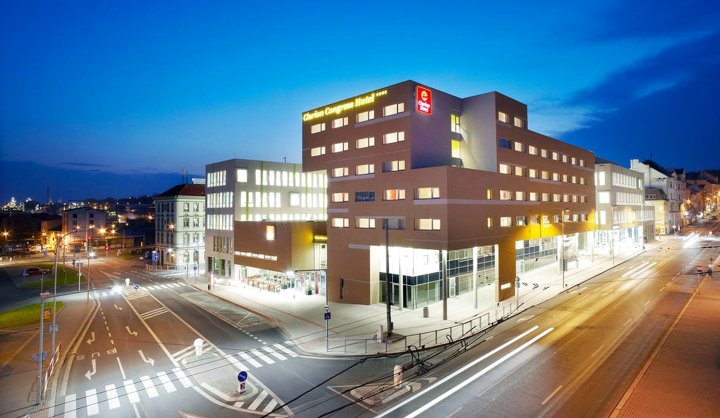 拉贝河畔乌斯季克拉丽奥酒店(Clarion Congress Hotel Ústí Nad Labem)