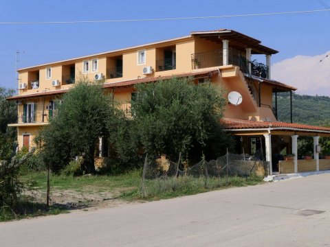 卡捷琳娜别墅公寓(Villa Katerina)
