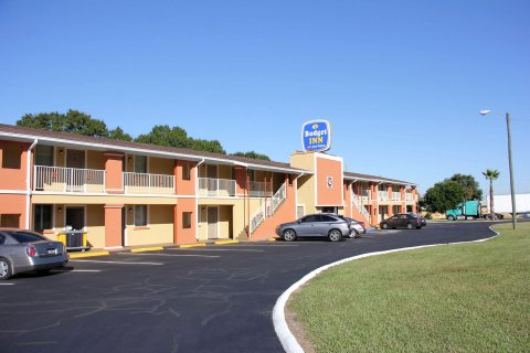 莱克威尔士经济旅馆(Budget Inn Lake Wales)