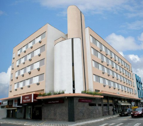 商业中心古老广场酒店(Centro Comercial Antico Plaza Hotel)