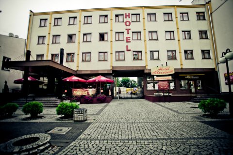 佐维耶茨基酒店(Hotel Mazowiecki)