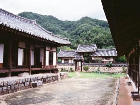水涯堂韩屋民宿(Suaedang Hanok Guesthouse)