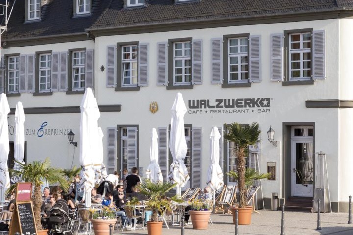 祖玛艾尔王子酒店(Hotel Zum Erbprinzen)