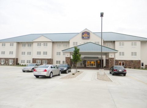 贝斯特韦斯特优质格林米尔套房酒店(Best Western Plus Green Mill Village Hotel & Suites)