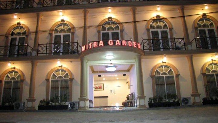 米特拉花园酒店(Hotel Mitra Garden)