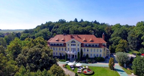 武尔科城堡酒店(Parkhotel Schloss Wulkow)