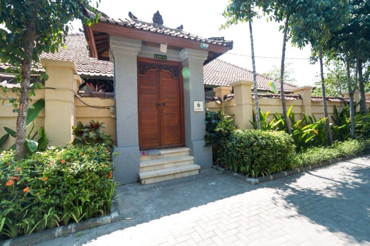 巴厘传统别墅(Bali Heritage Villas)