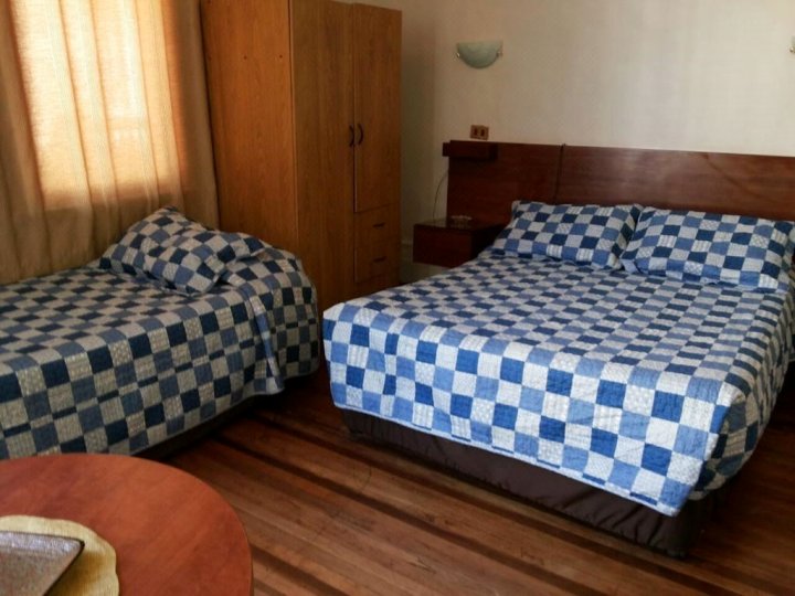 Hostal Cousiño