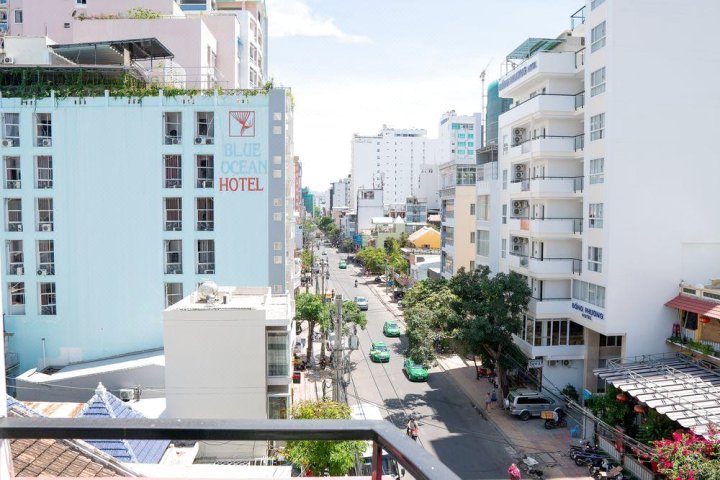 游轮青年旅舍(Cruise Hostel)