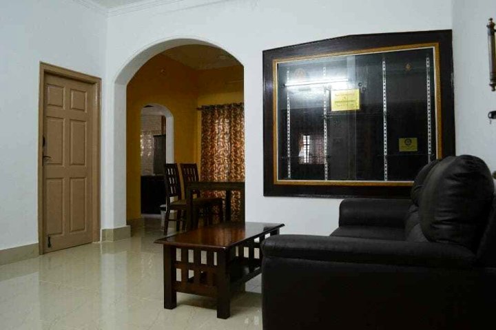 1 BHK Homely Apartment in Nazarbad Mohalla