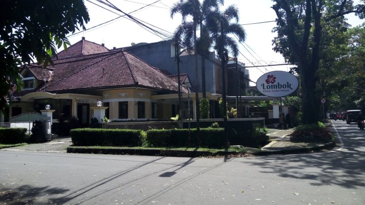 龙目岛民族旅馆(Lombok Ethnic Guest House)