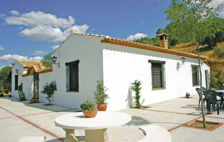 Awesome Home in Villanueva Del Rey with 4 Bedrooms and Outdoor Swimming Pool