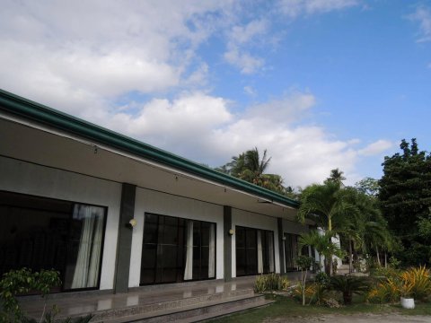巴东马卢恩华酒店(Batong Malunhaw)