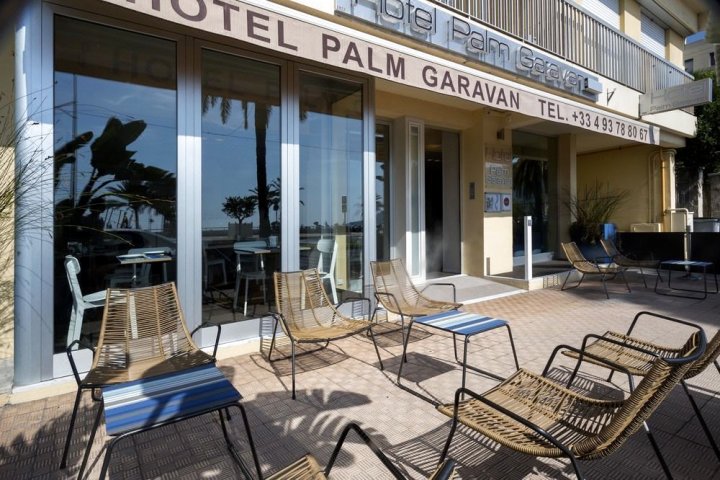 卡拉湾棕榈酒店(Hotel Palm Garavan)