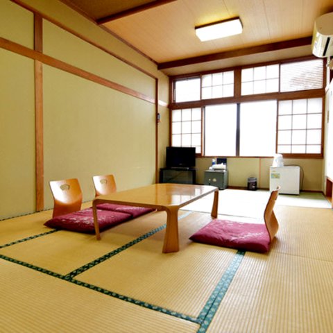 柳津温泉 月丘町民中心(Yanaizu Onsen Tsukimigaoka Chomin Center)