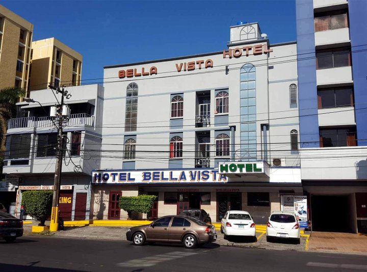 贝拉维斯塔酒店(Hotel Bella Vista)