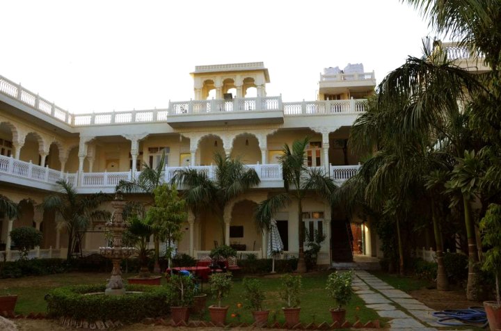 Jaipur Darbar Hotel