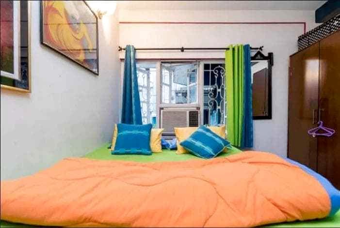Delightful Rooms for 2 with Garden in Kolkata