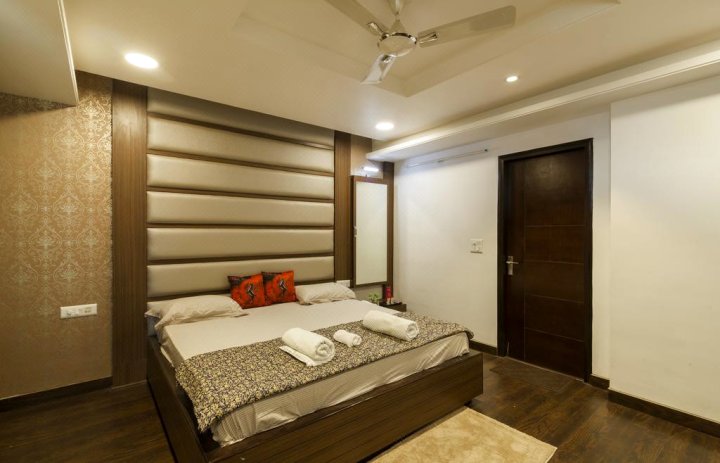 3 BHK Fully Furnished Flat