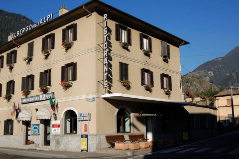 阿尔卑斯山脉酒店(Hotel Delle Alpi)
