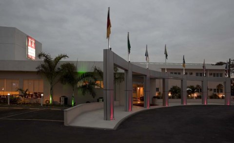 格兰德伊塔瓜伊酒店(Grande Hotel Itaguaí)