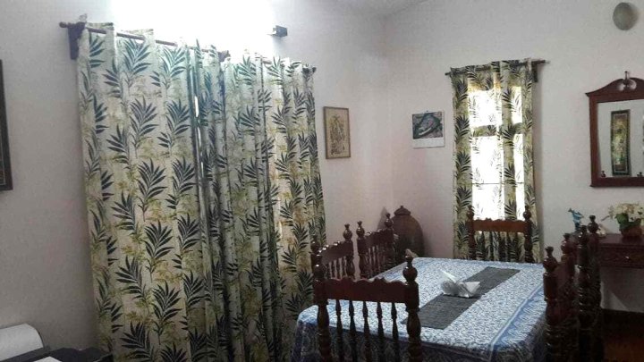 优雅的寄宿家庭（下双人房）(Graceful Homestay (Lower Double Room))