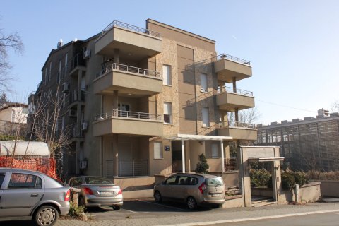 戴迪赫公寓(Apartment Dedinje)