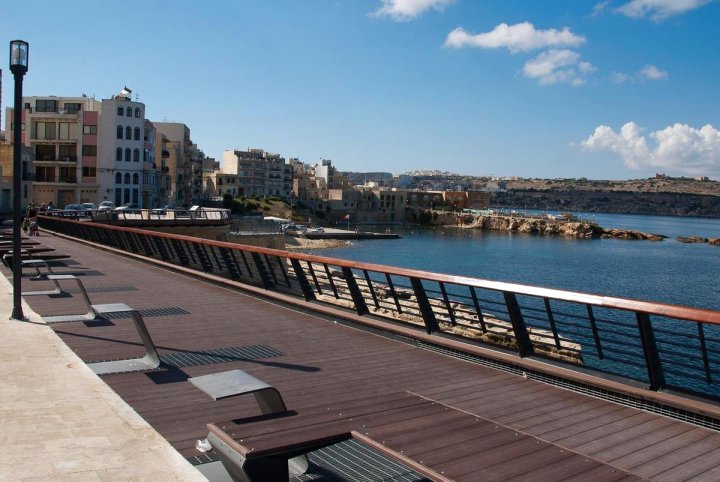 港灯公寓(Harbour Lights Apartments by Getaways Malta)