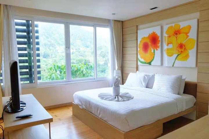 芭东海滩一线海景豪华2卧室公寓 1分店(Badong Beach First Line Sea View Deluxe 2 Bedroom Apartment 1 Branch)