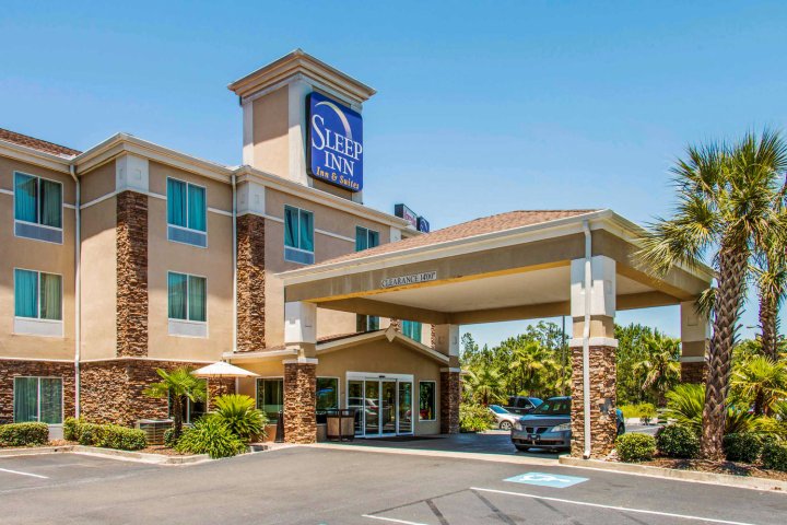 舒眠普乐套房酒店(Sleep Inn & Suites Pooler)