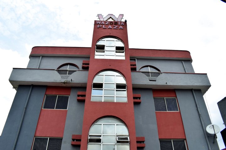 瓦索比亚广场酒店(Wazobia Plaza Hotel)