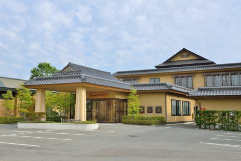 秋田温泉广场酒店(Akita Onsen Plaza)