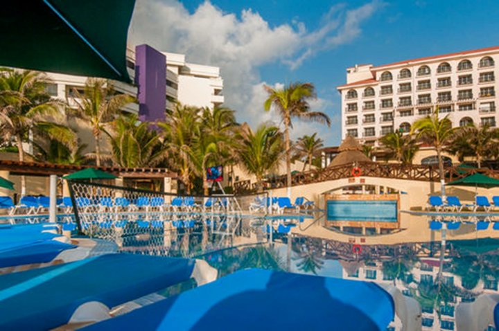 Club GR Solaris Cancun - Premier All Inclusive