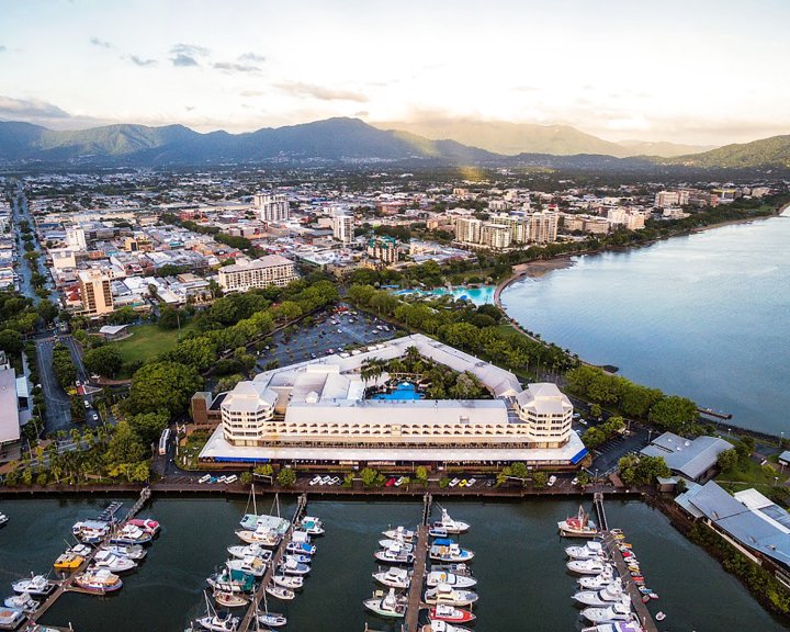 凯恩斯香格里拉大酒店(Shangri-La Hotel, the Marina, Cairns)