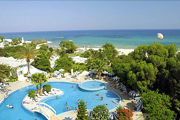 蓝色海滩太阳酒店(Hotel Sol Azur Beach)