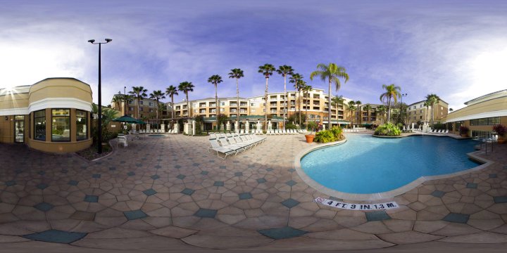 奥兰多博伟湖万豪村庄万怡酒店(Courtyard by Marriott Orlando Lake Buena Vista in the Marriott Village)