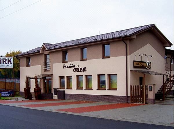 奥扎普列维扎膳食酒店(Penzion Oaza Prievidza)