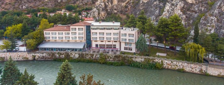 比于克亚玛斯亚酒店(Buyuk Amasya Oteli)