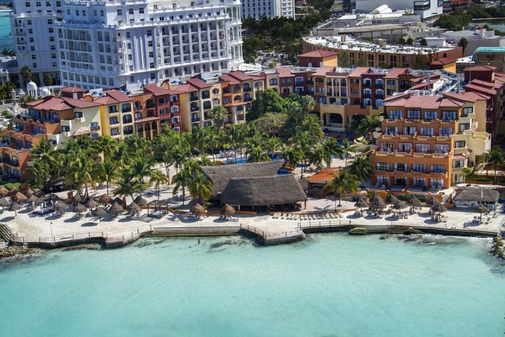 坎昆墨西哥别墅酒店(Mexican Villa Cancun)