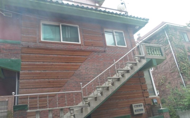 临近地铁站 带两室的私人客房(OK Guest House O.k Residence & Private Guesthouse 2 Rooms/Daebang Subway Line 1 Standard Villa)