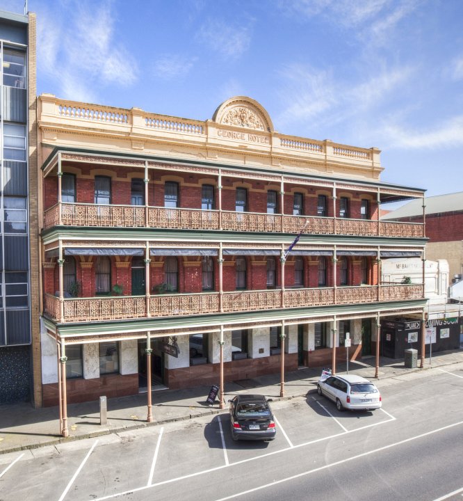 巴拉瑞特乔治品质酒店(Quality Inn The George Hotel Ballarat)