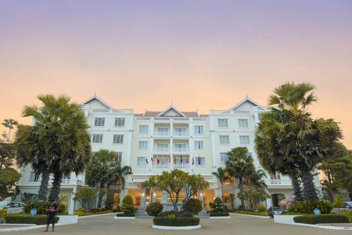 Pursat Riverside 酒店(Pursat Riverside Hotel & Spa)