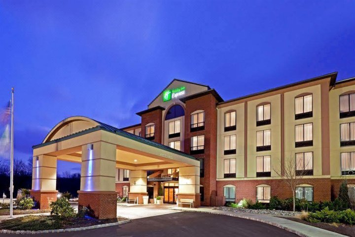 布里奇沃特布兰奇堡帕克/萨默维尔万豪费尔菲尔酒店(Fairfield Inn & Suites by Marriott Bridgewater Branchburg/Somerville)