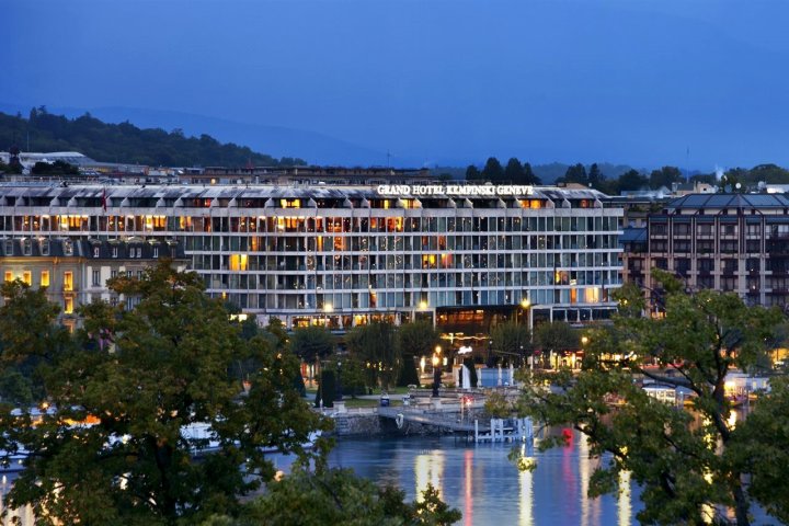 日内瓦费尔蒙大酒店(Fairmont Grand Hotel Geneva)