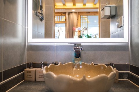 隐师观景轻奢民宿(丽江古城店)