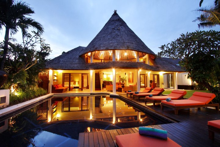 巴厘岛阿巴迪别墅(Abadi Villas Bali)