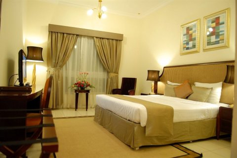 阿拉玛公寓酒店(Al Manar Hotel Apartments)