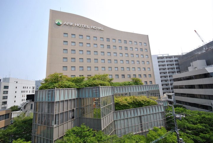 福冈天神皇家方舟酒店(Ark Hotel Royal Fukuoka Tenjin -Route Inn Hotels-)